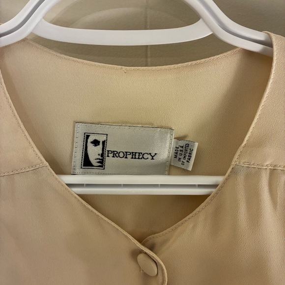 Vintage Prophecy Cream Blouse Size 14P (Fits Small) Good Condition - Picture 8 of 9
